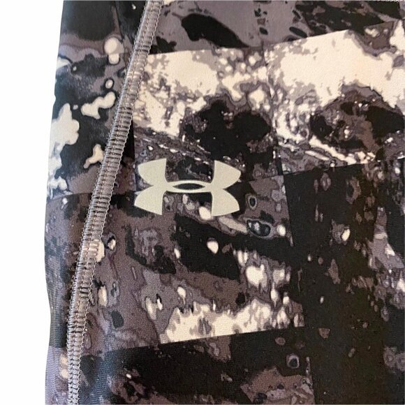 Under Armour Heat Gear Womens Fly Fast Printed Capri Pants Black Small NEW - Picture 2 of 10